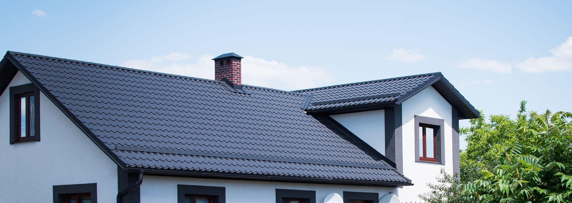 Commercial roofing installation on a South Florida property